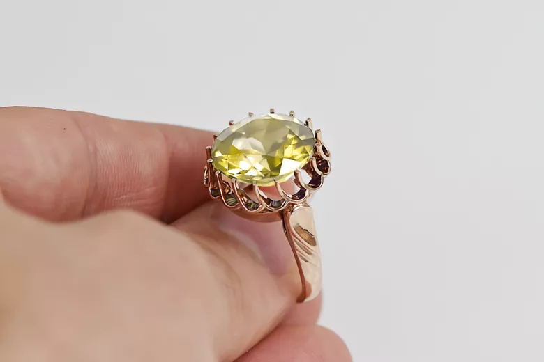 Ring Vintage Yellow Peridot Original Vintage 14K Rose Gold vrc035r